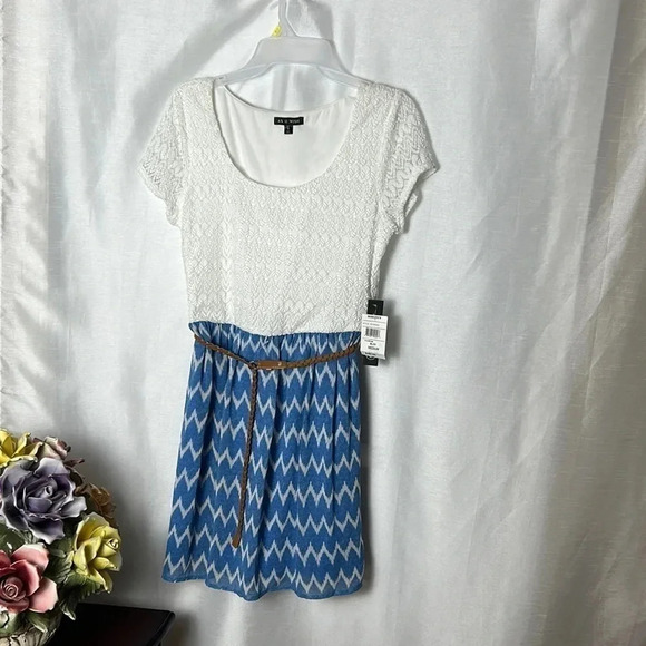 Coastal cowgirl white ,blue belted cap sleeve dress with crochet top and chevron - Picture 4 of 14